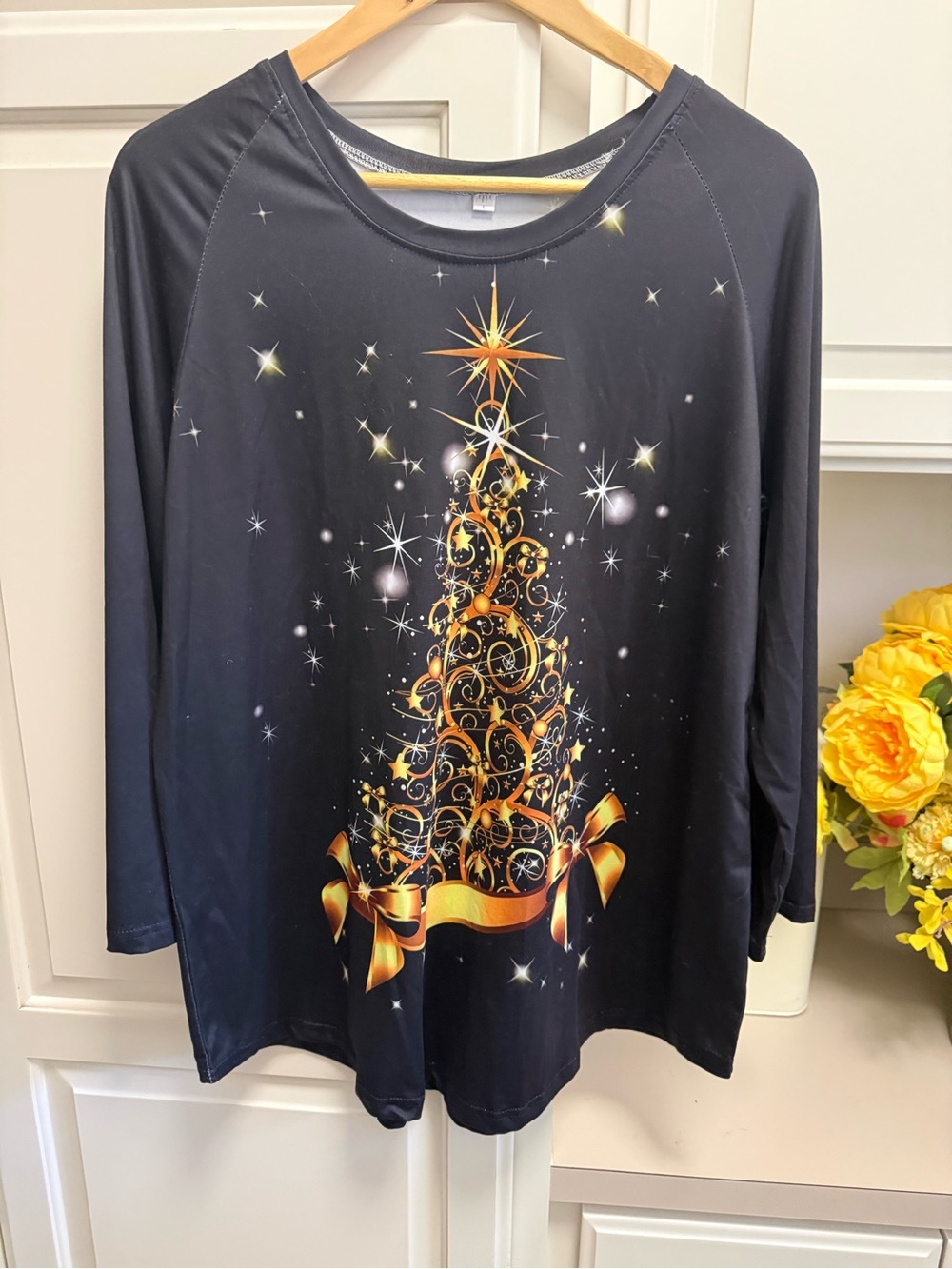 Holiday Crystal Tree Long-Sleeve Top - Black and Gold